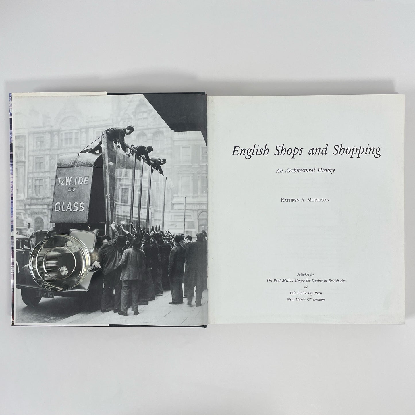 English Shops And Shopping; Morrison, Kathryn A
