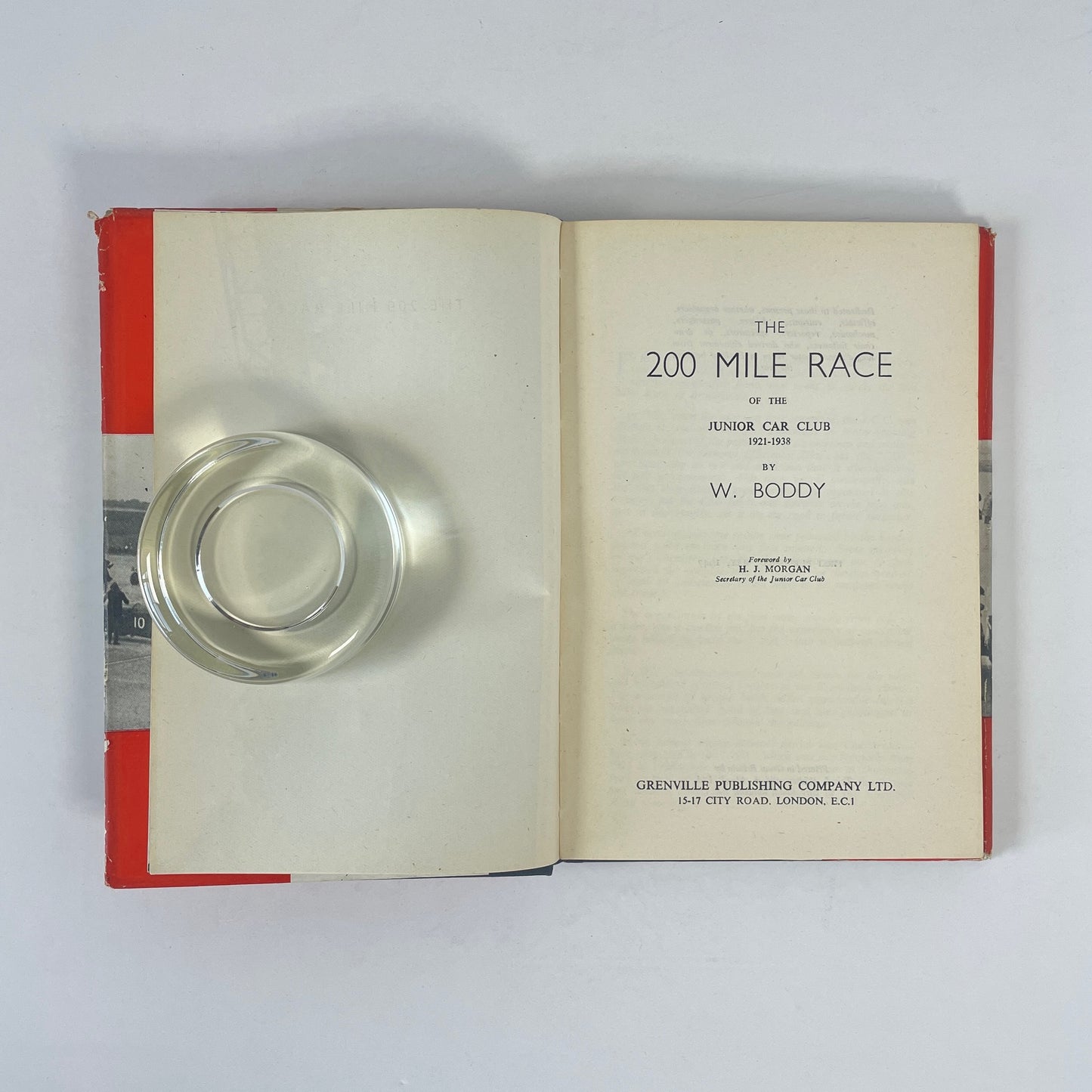 The 200 Mile Race; Boddy, W