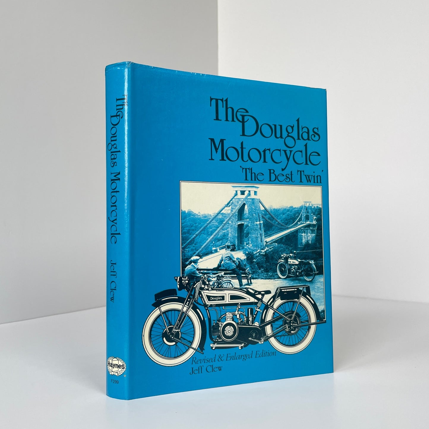 The Douglas Motorcycle 'The Best Twin'; Clew, Jeff