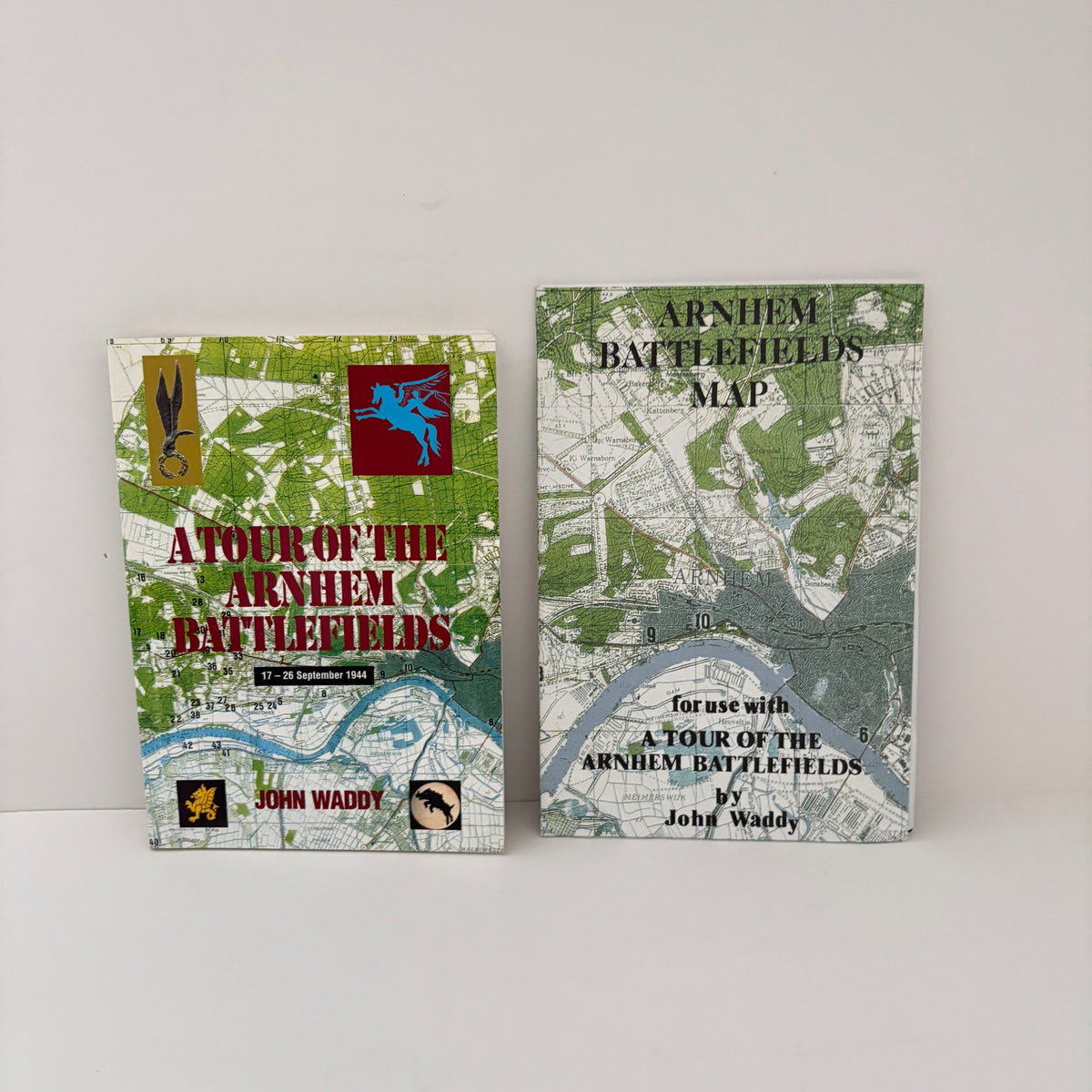 A Tour Of The Arnhem Battlefields 17 - 26 September 1944 includes the fold out map.; Waddy, John