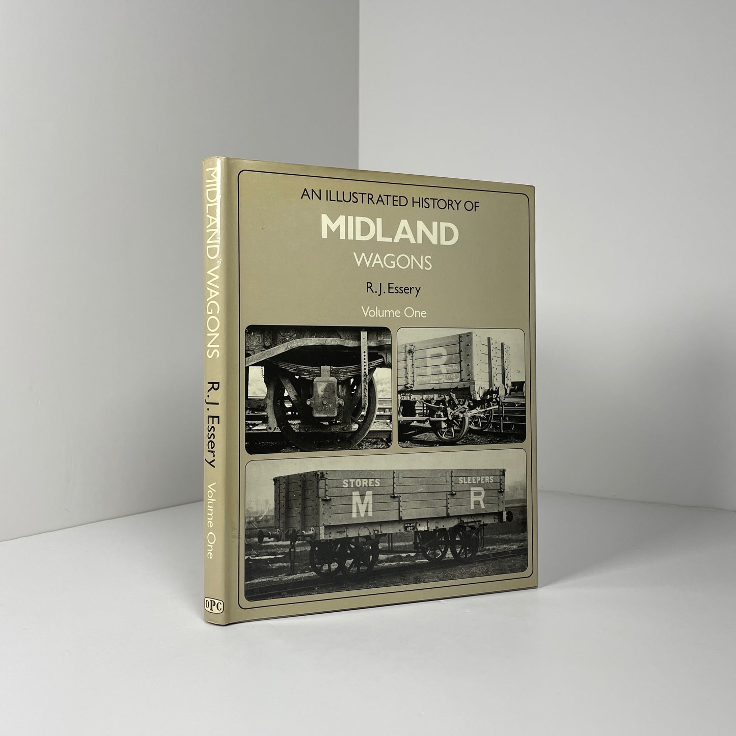 An Illustrated History Of Midland Wagons Volume One; Essery, R.J.
