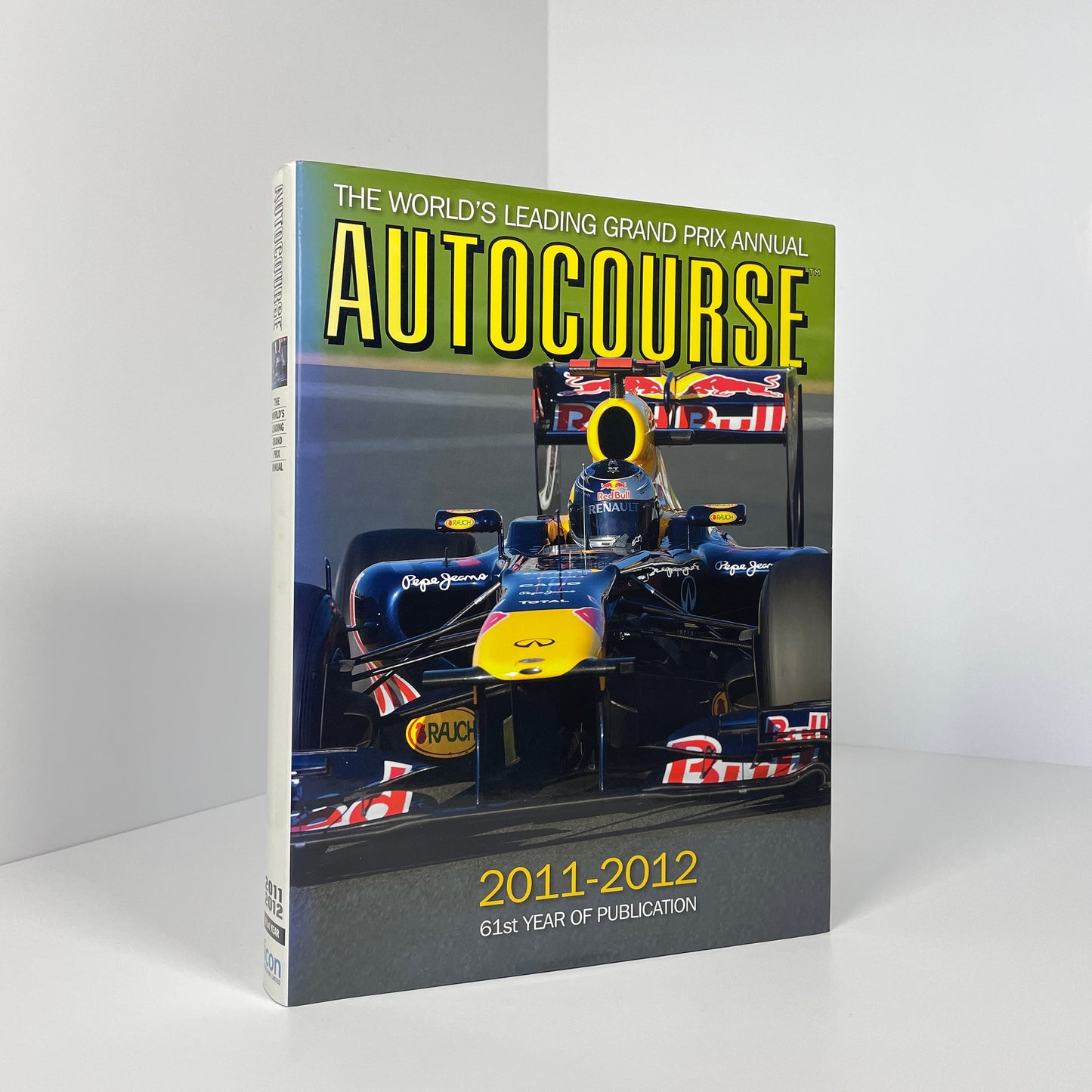 Autocourse, The World Leading Grand Prix Annual 61st Year, 2011-2012; Arron, S