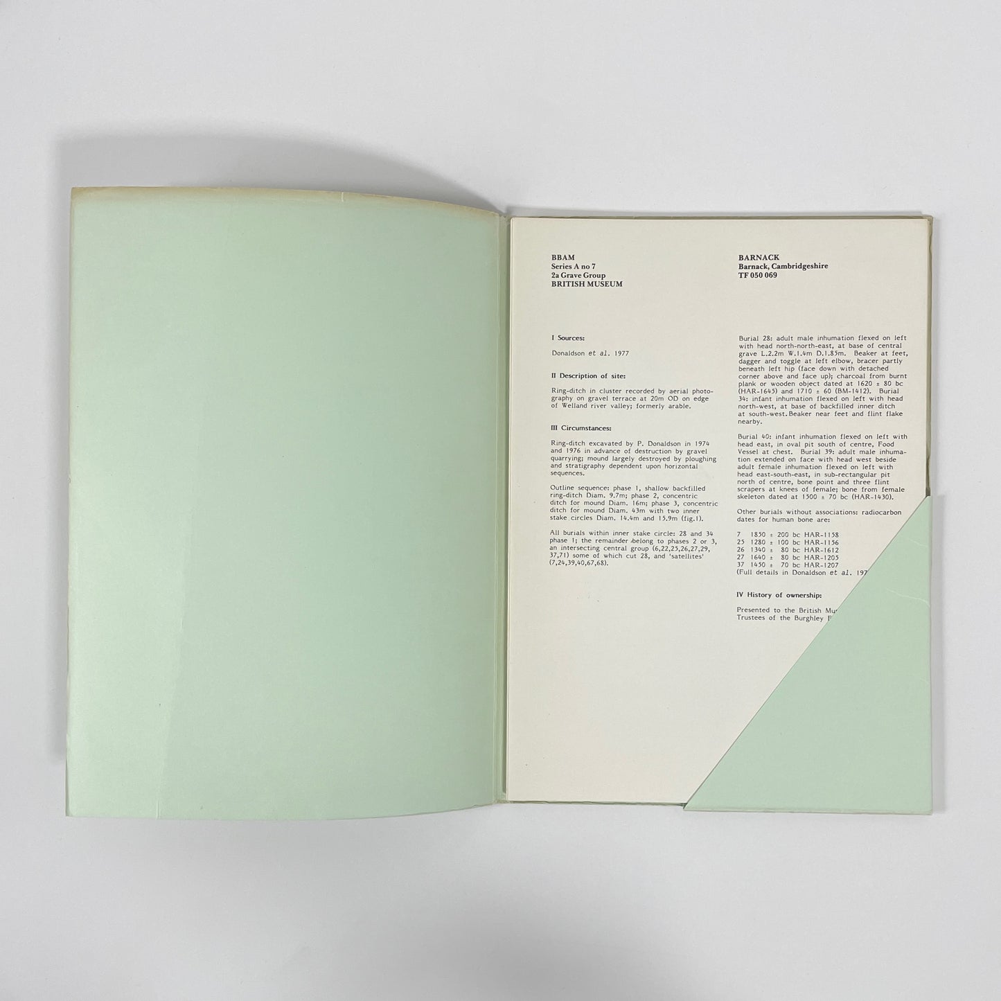 British Bronze Age Metalwork, A1-6 Early Bronze Age Hoards, A7-16 Beaker And Early Bronze Age Grave Groups; Needham, Stuart P; Lawson, Andrew J; Green, H Stephen Green