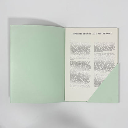 British Bronze Age Metalwork, A1-6 Early Bronze Age Hoards, A7-16 Beaker And Early Bronze Age Grave Groups; Needham, Stuart P; Lawson, Andrew J; Green, H Stephen Green