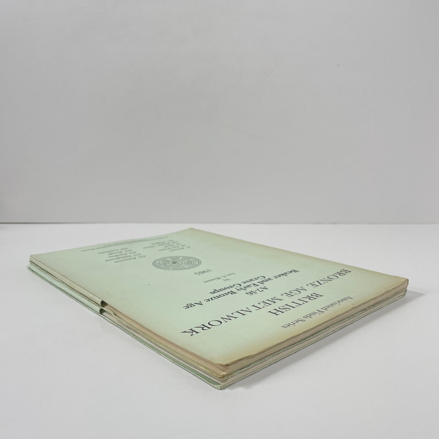 British Bronze Age Metalwork, A1-6 Early Bronze Age Hoards, A7-16 Beaker And Early Bronze Age Grave Groups; Needham, Stuart P; Lawson, Andrew J; Green, H Stephen Green