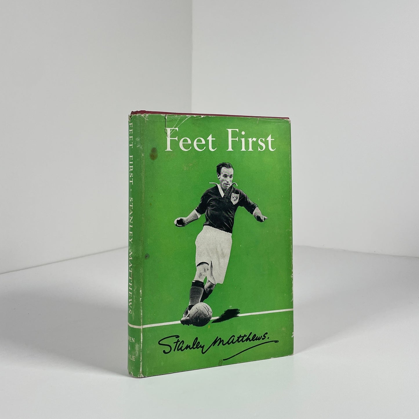 Feet First; Matthews, Stanley