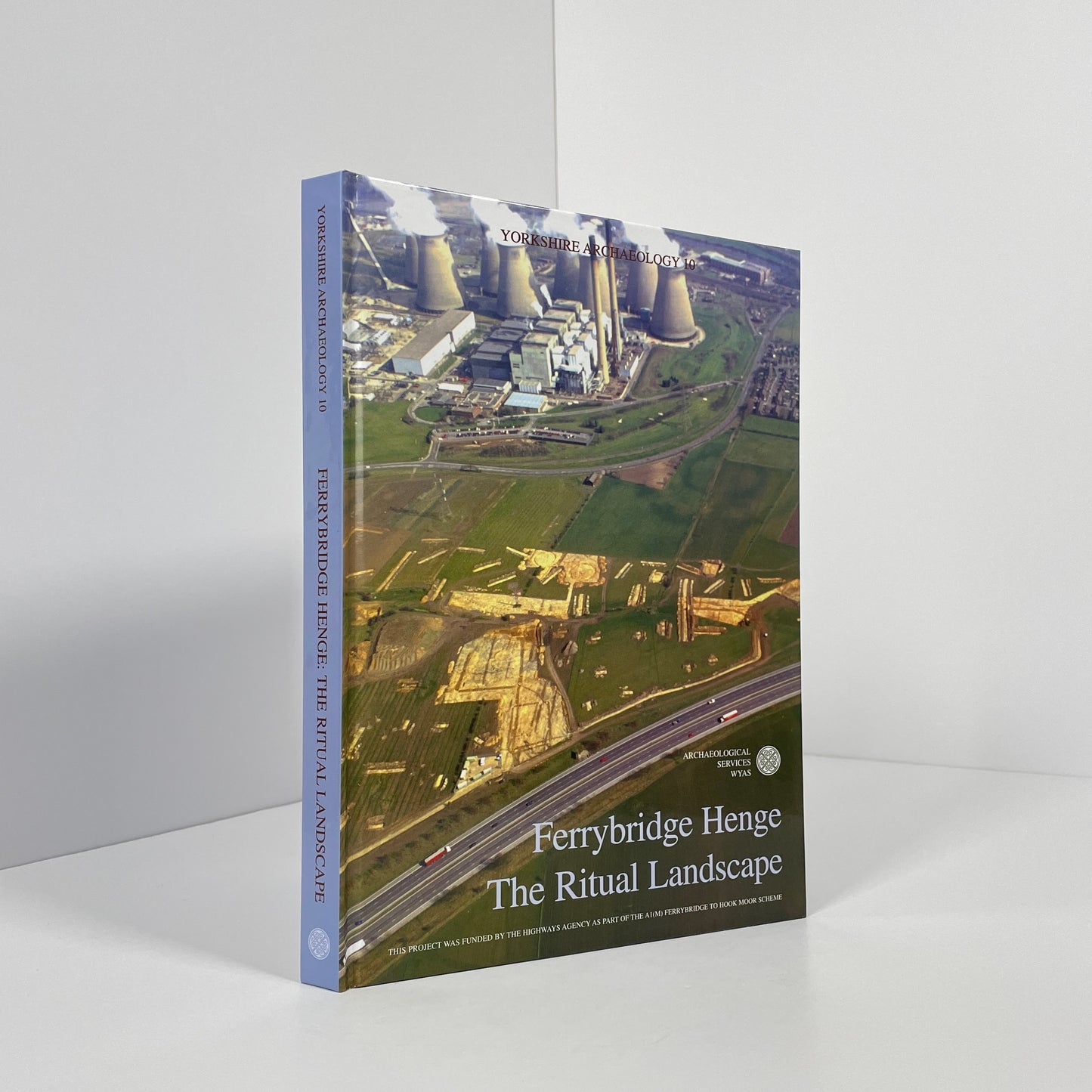 Ferrybridge Henge: The Ritual Landscape, Archaeological Investigations At The Site Of The Holmfield Interchange Of The A1 Motorway; Roberts, I