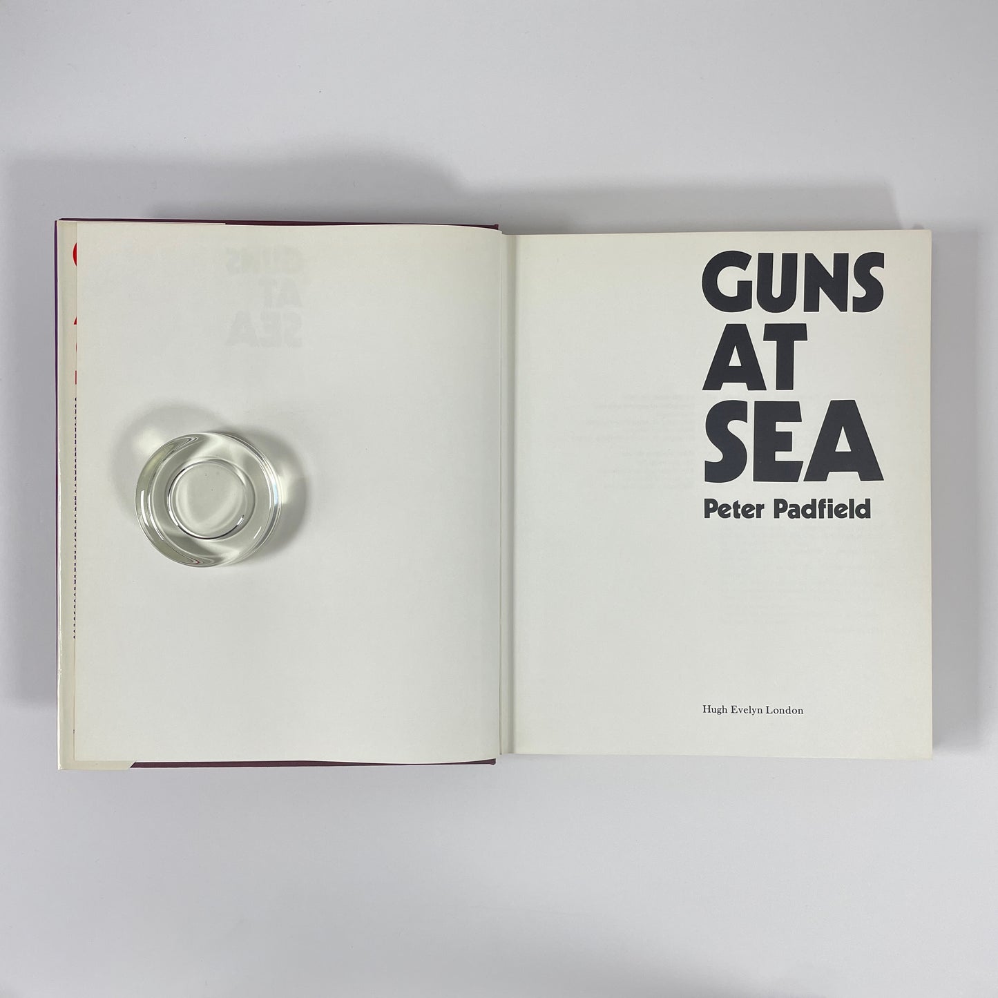 Guns At Sea; Padfield, Peter