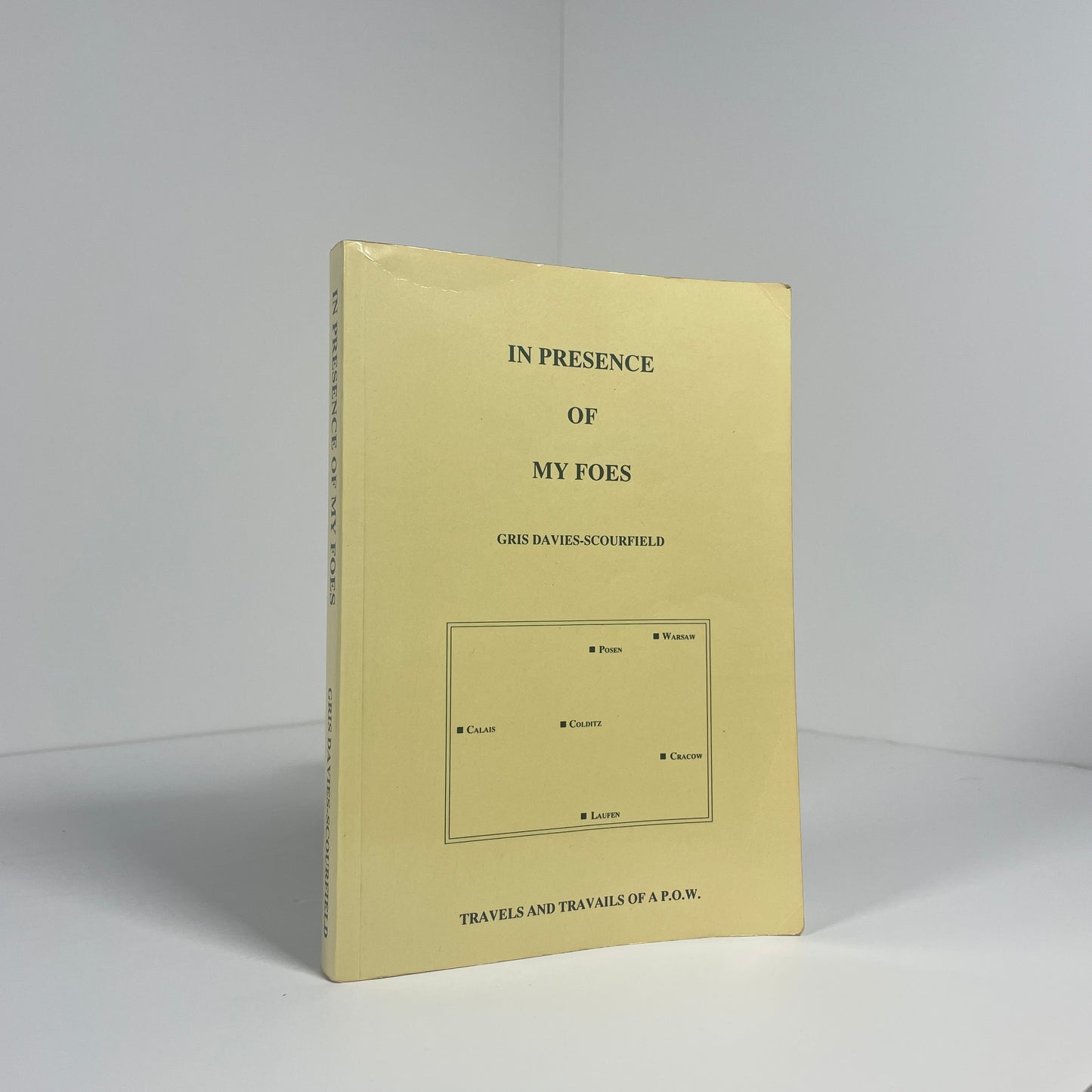 In Presence Of My Foes. Travels And Travails Of A POW, Signed; Davies-Scourfield, Gris