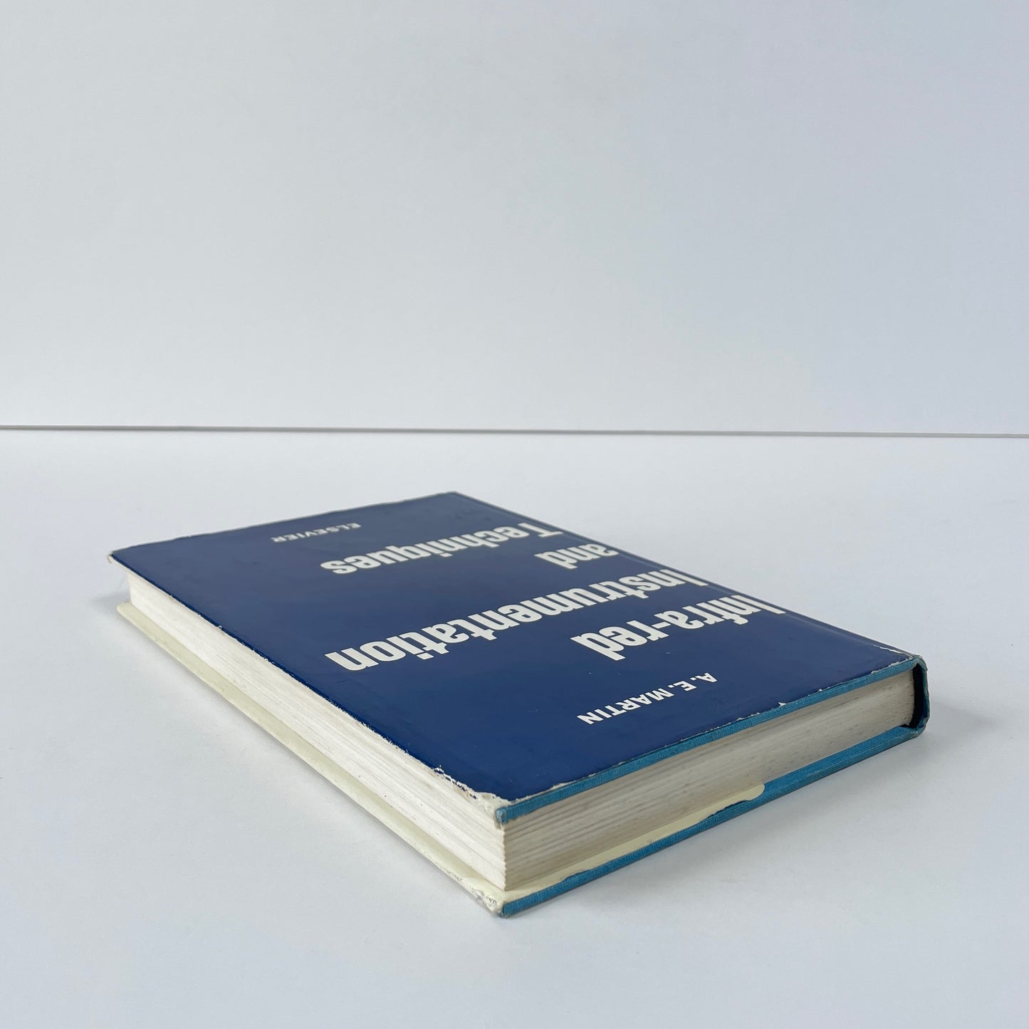 Infra-red Instrumentation And Techniques; Martin, A E