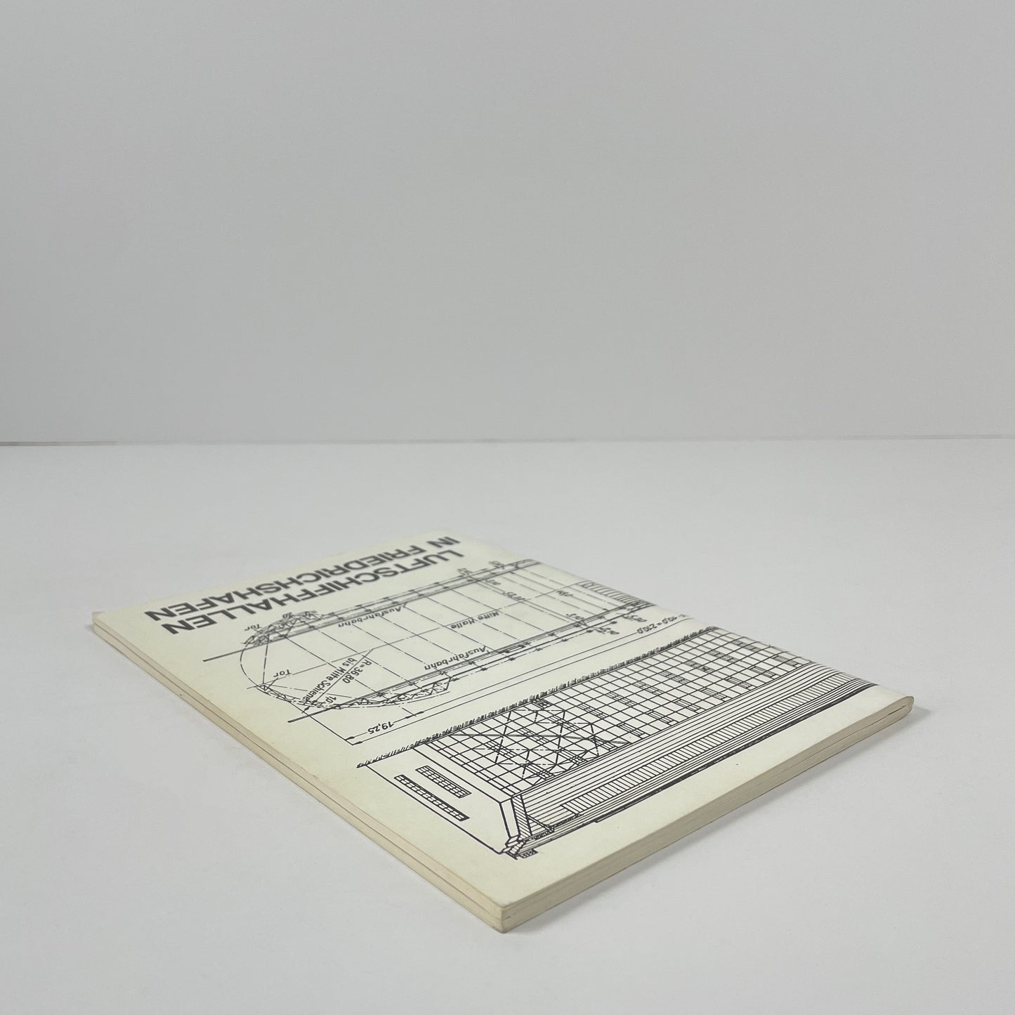 Luftschiffhallen In Friedrichshafen; Bauer, Manfred