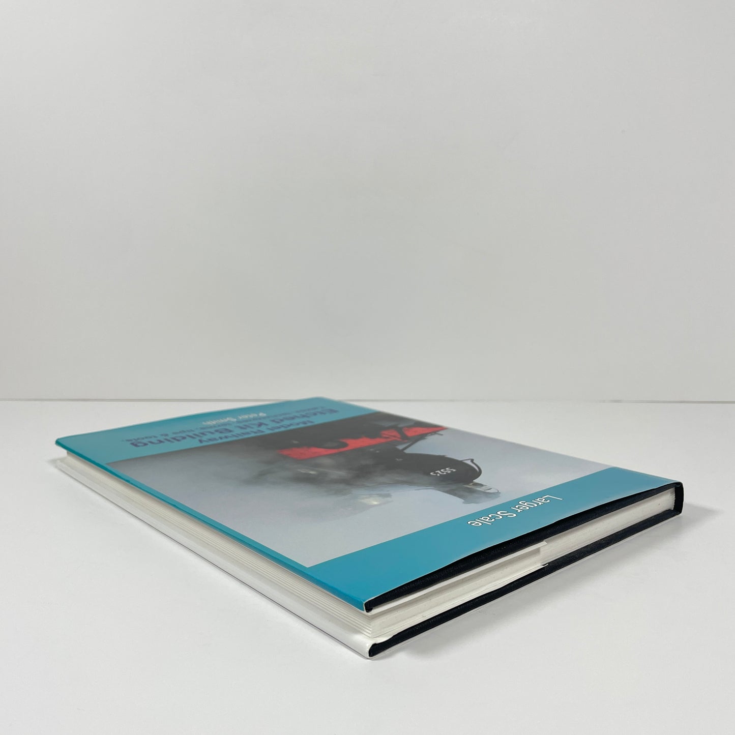 Model Railway Etched Kit Building, Larger Scale, Tables, Techniques, Terms, Tips & Tools; Smith, Peter