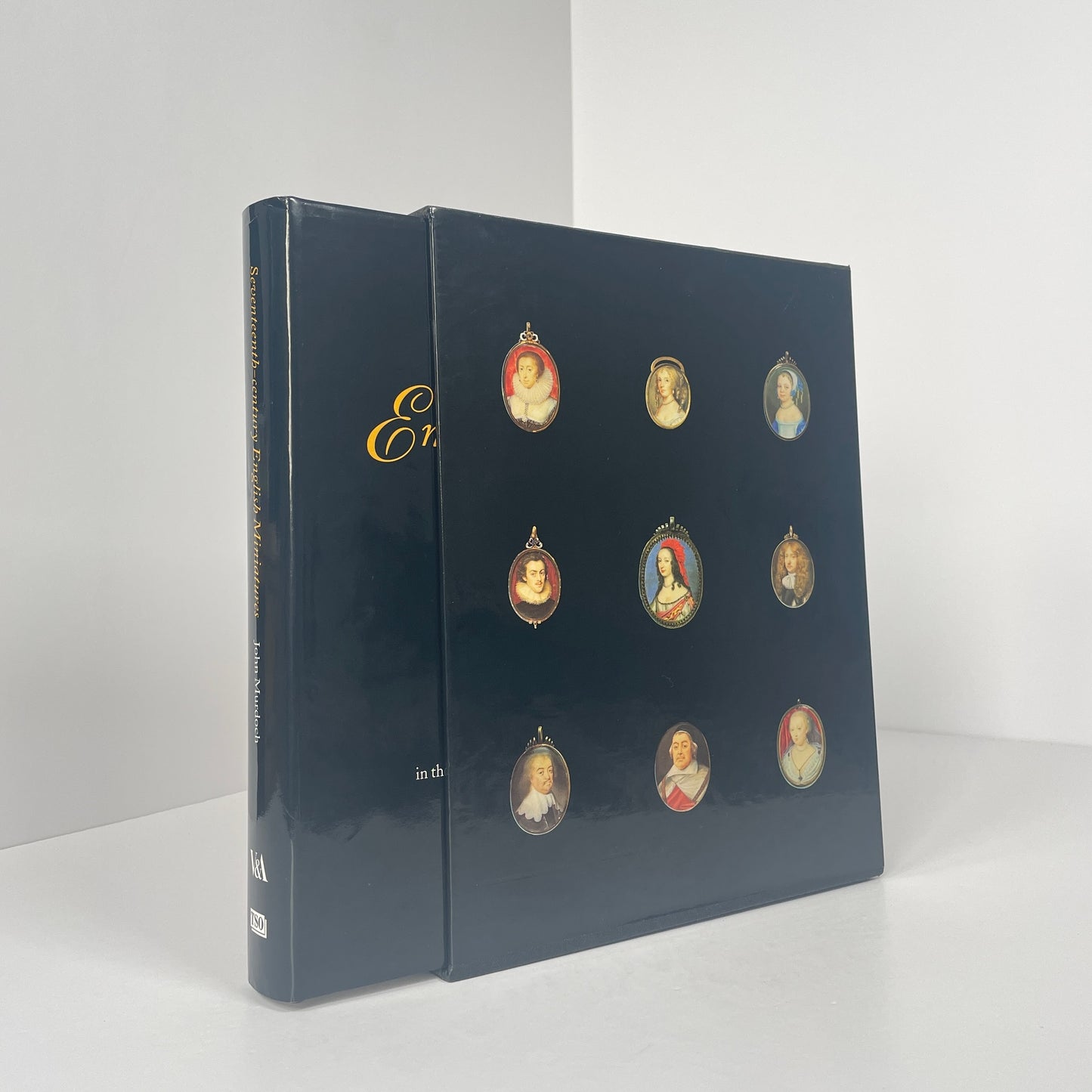 Seventeenth-Century English Miniatures In The Collection Of The Victoria And Albert Museum; Murdoch, John