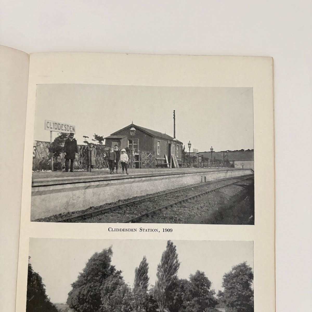 The Basingstoke & Alton Light Railway 1901 - 1936; Griffith B.A, Edward C.