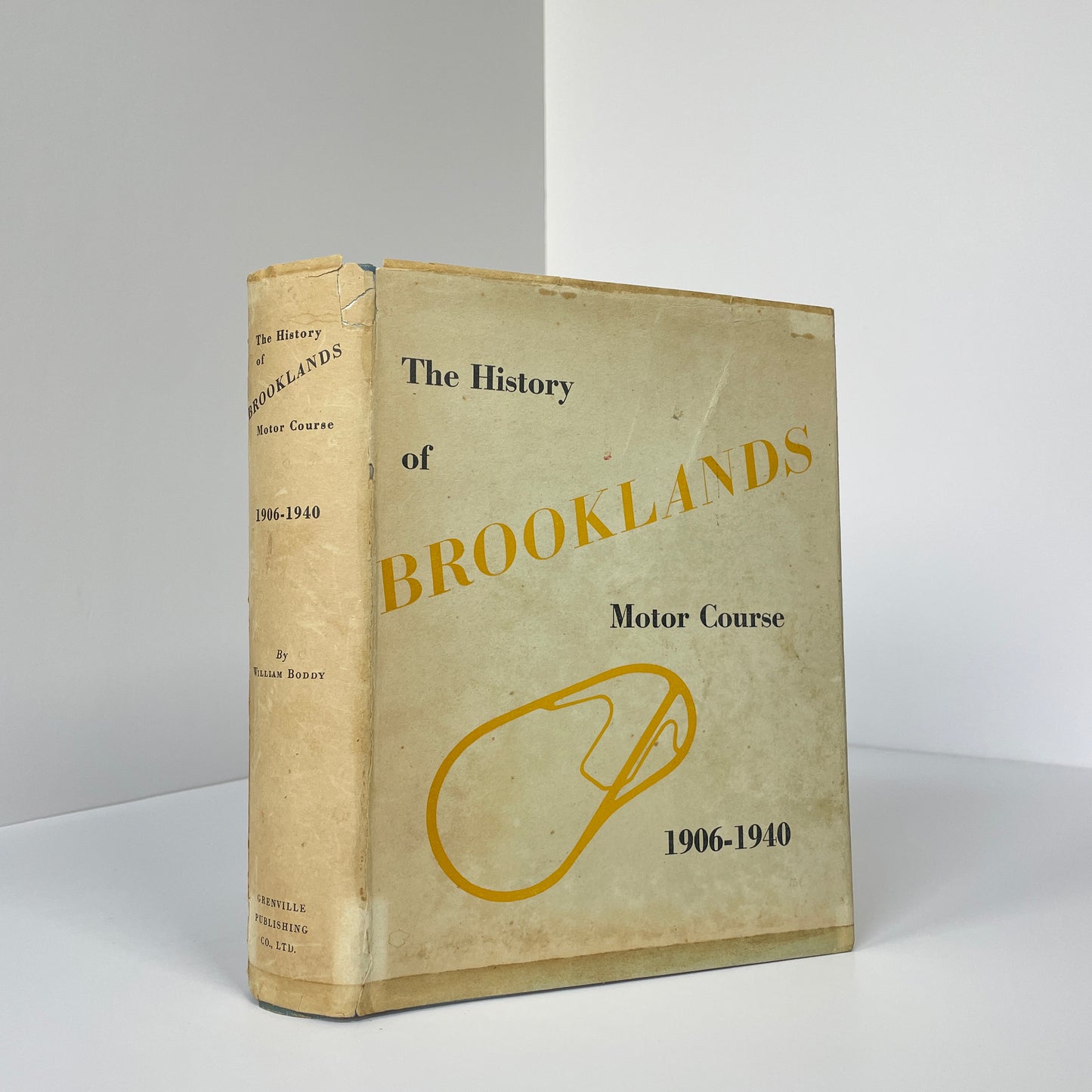 The History Of Brooklands Motor Course 1906-1940; Boddy, William