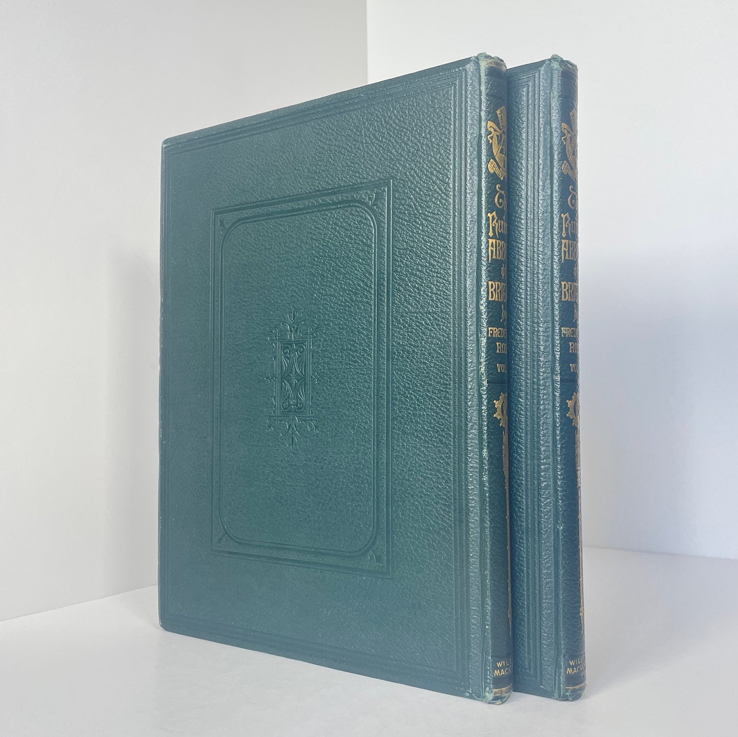 The Ruined Abbeys Of Britain, 2 Volumes; Ross, Frederick