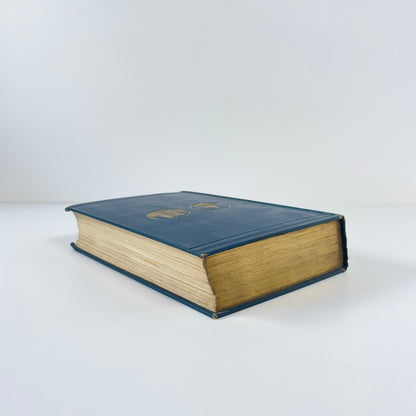 The Town It's Memorable Characters And Events St Paul's to St James's; Hunt, L